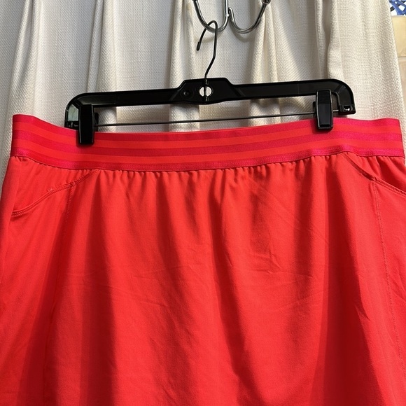 NWOT Women’s Adidas Orange with Pink Waistband Polyester & Spandex Golf Skort XL - Picture 2 of 7